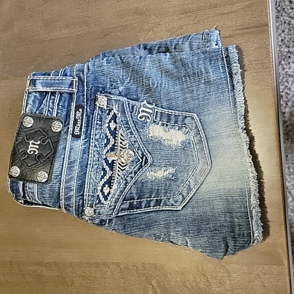 shorts - Picture 4 of 5